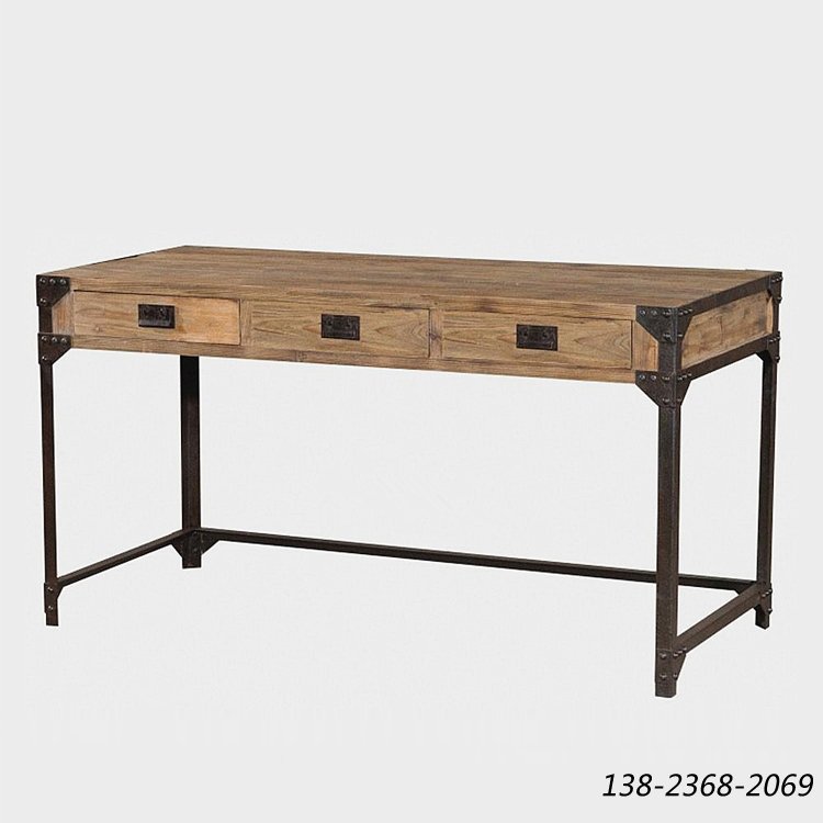 松木桌实木餐桌，工业风铁艺桌，桌可定做