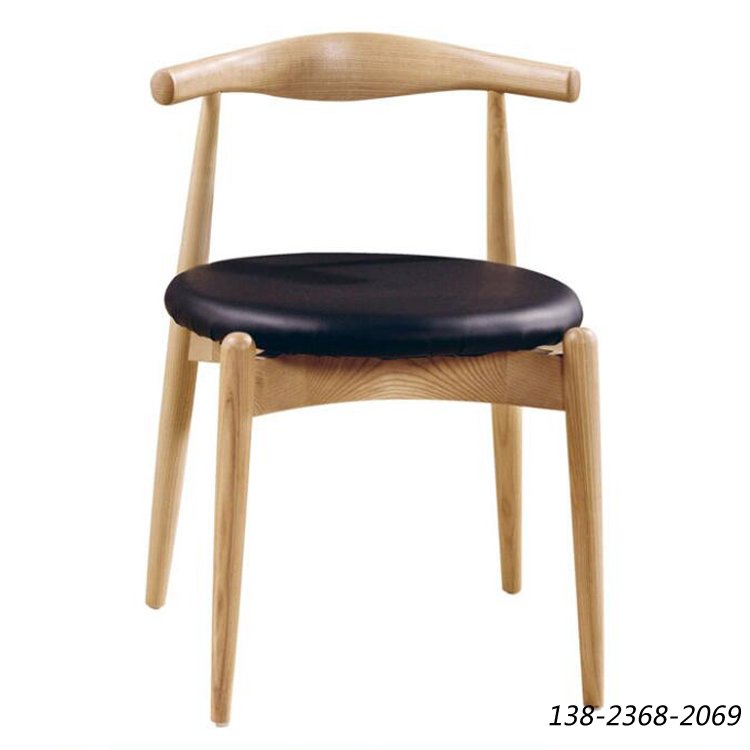 北欧风格餐椅，圆坐垫牛角椅，实木椅子原木色